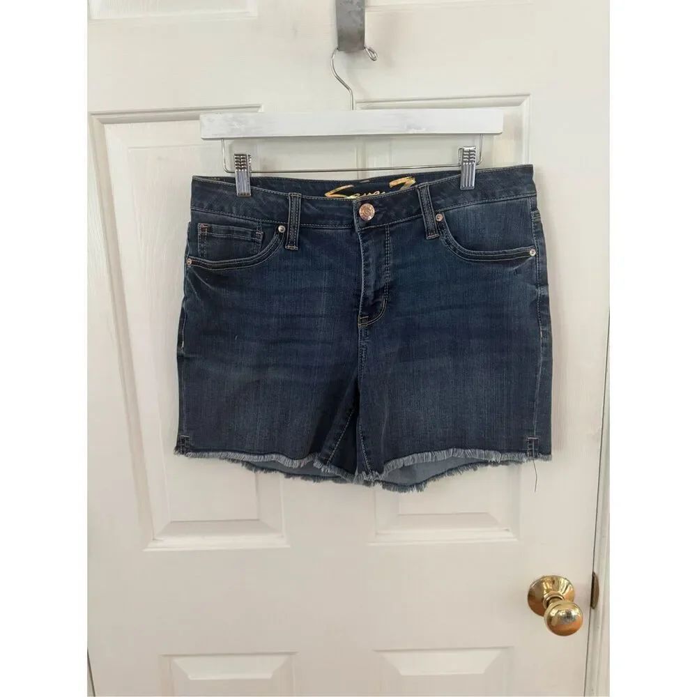 Seven7 Weekend Short Blue Denim Sz 8 NWOT